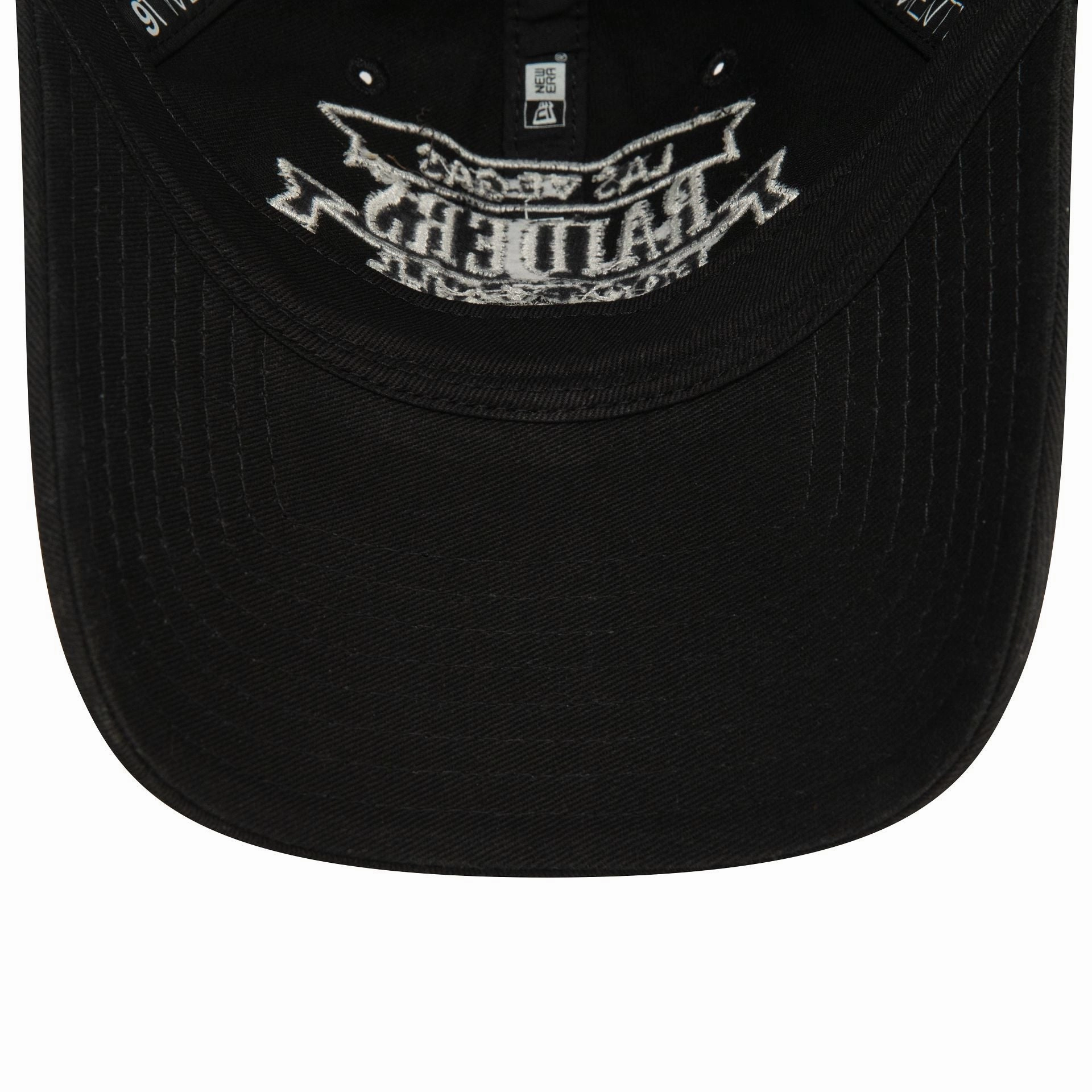 Las Vegas Raiders Retro NFL Black 9TWENTY Cloth Strap