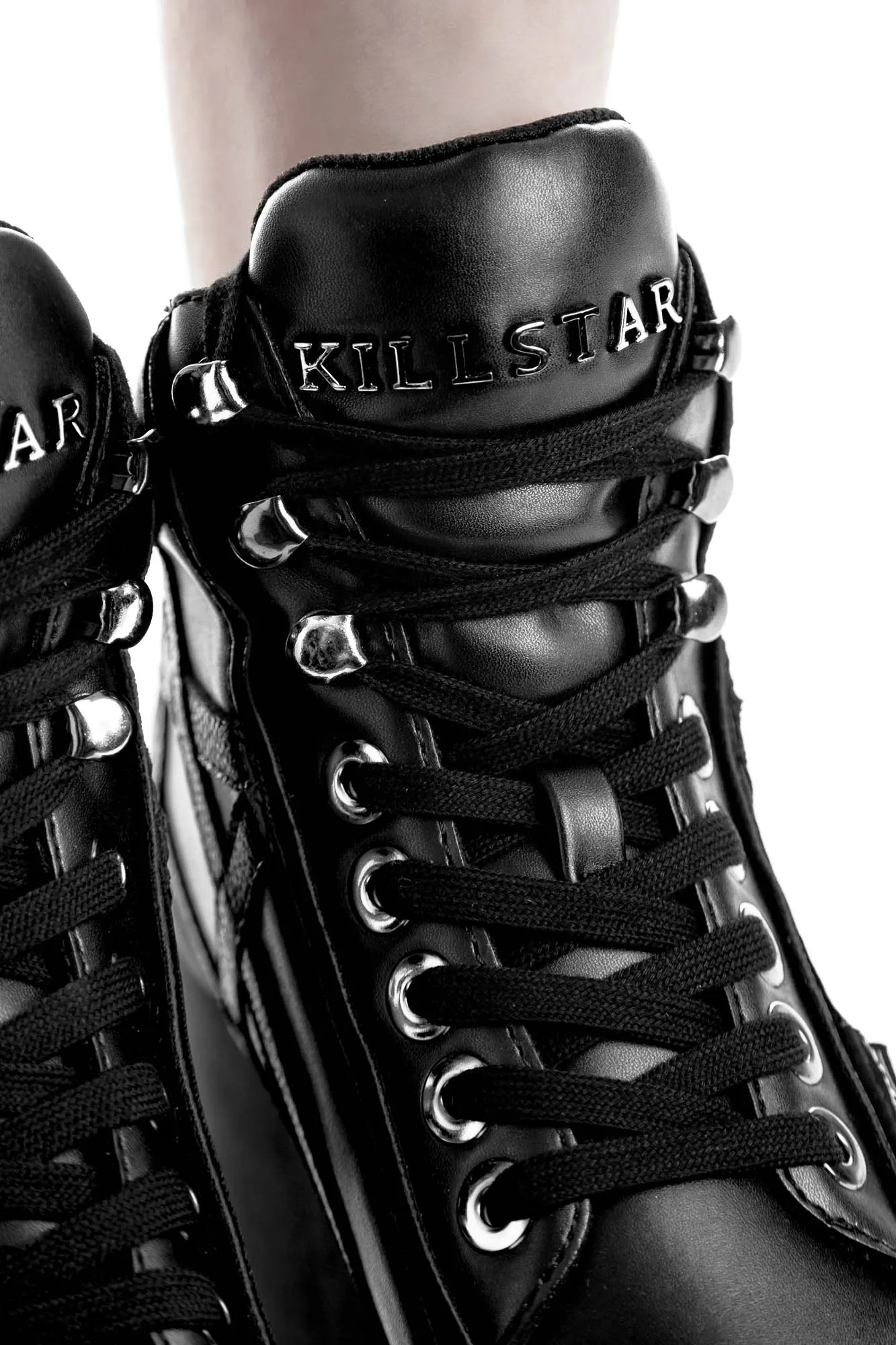 Malice Platform Trainer [B] - Resurrect