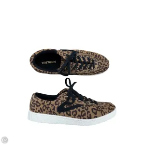 Shoes Sneakers By Clothes Mentor In Animal Print, Size: 9