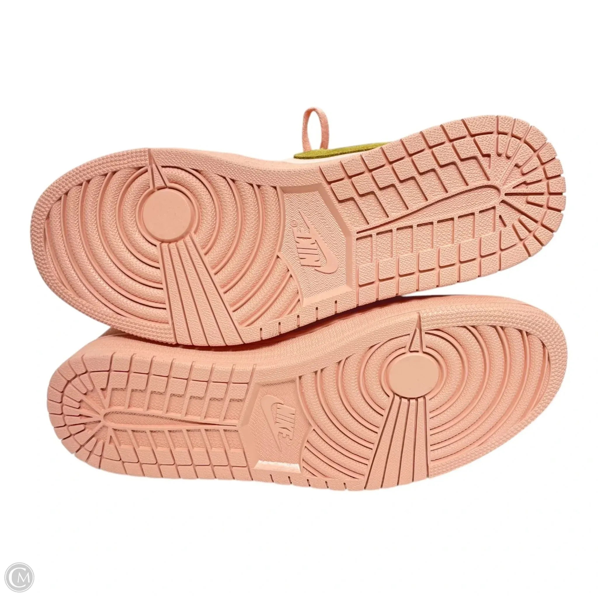 Shoes Sneakers By Nike In Coral, Size: 10.5