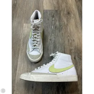 Shoes Sneakers By Nike In White, Size: 11.5