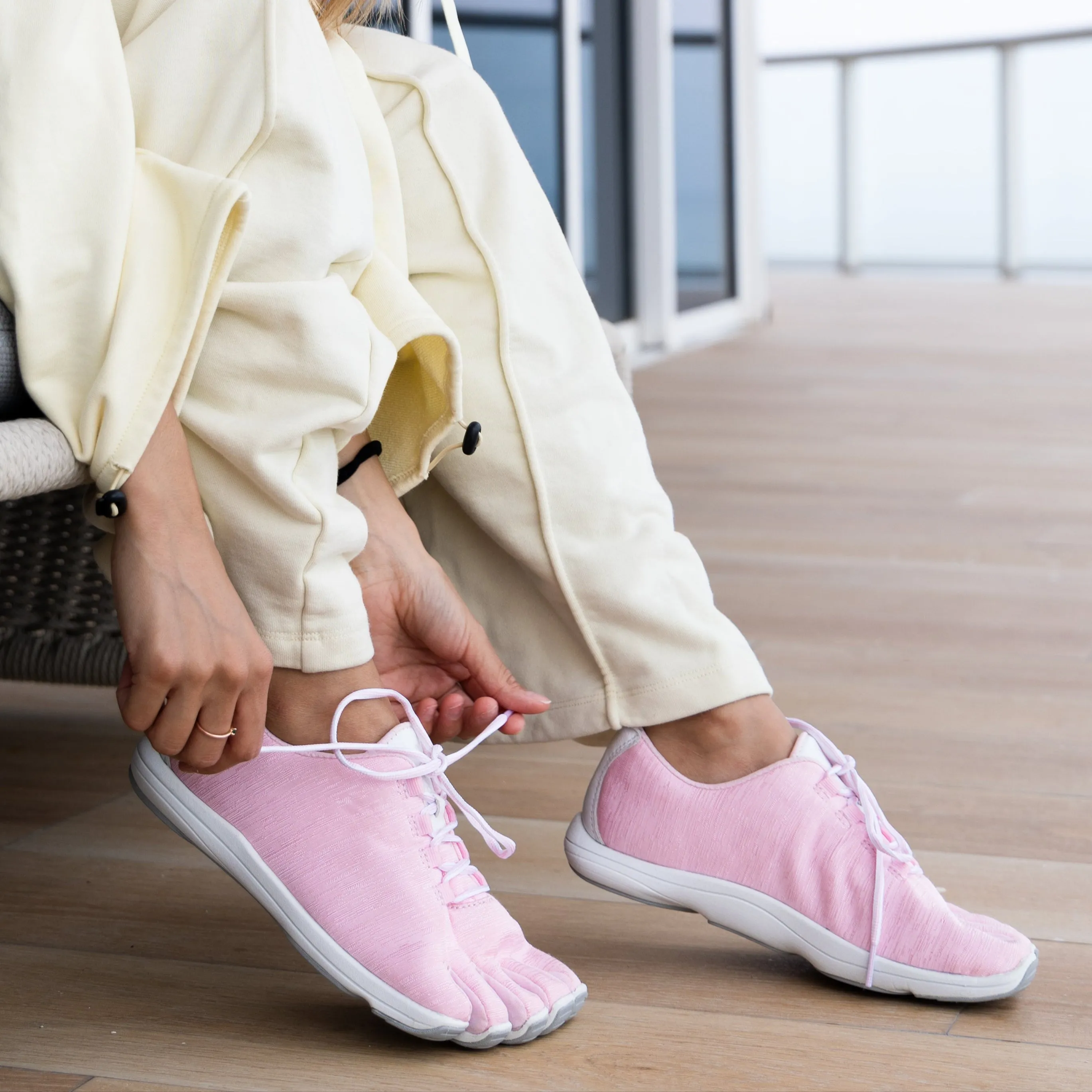 Women's Strand Lightweight Trainer